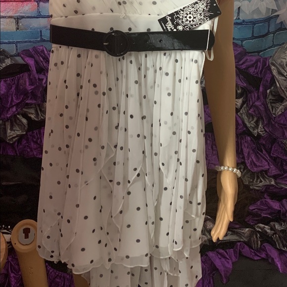 Gift - Picture 3 of 8